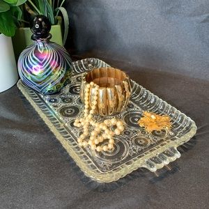VTG 1950’s Anchor Hocking “Colony Lady” snack tray / trinket dish / vanity tray